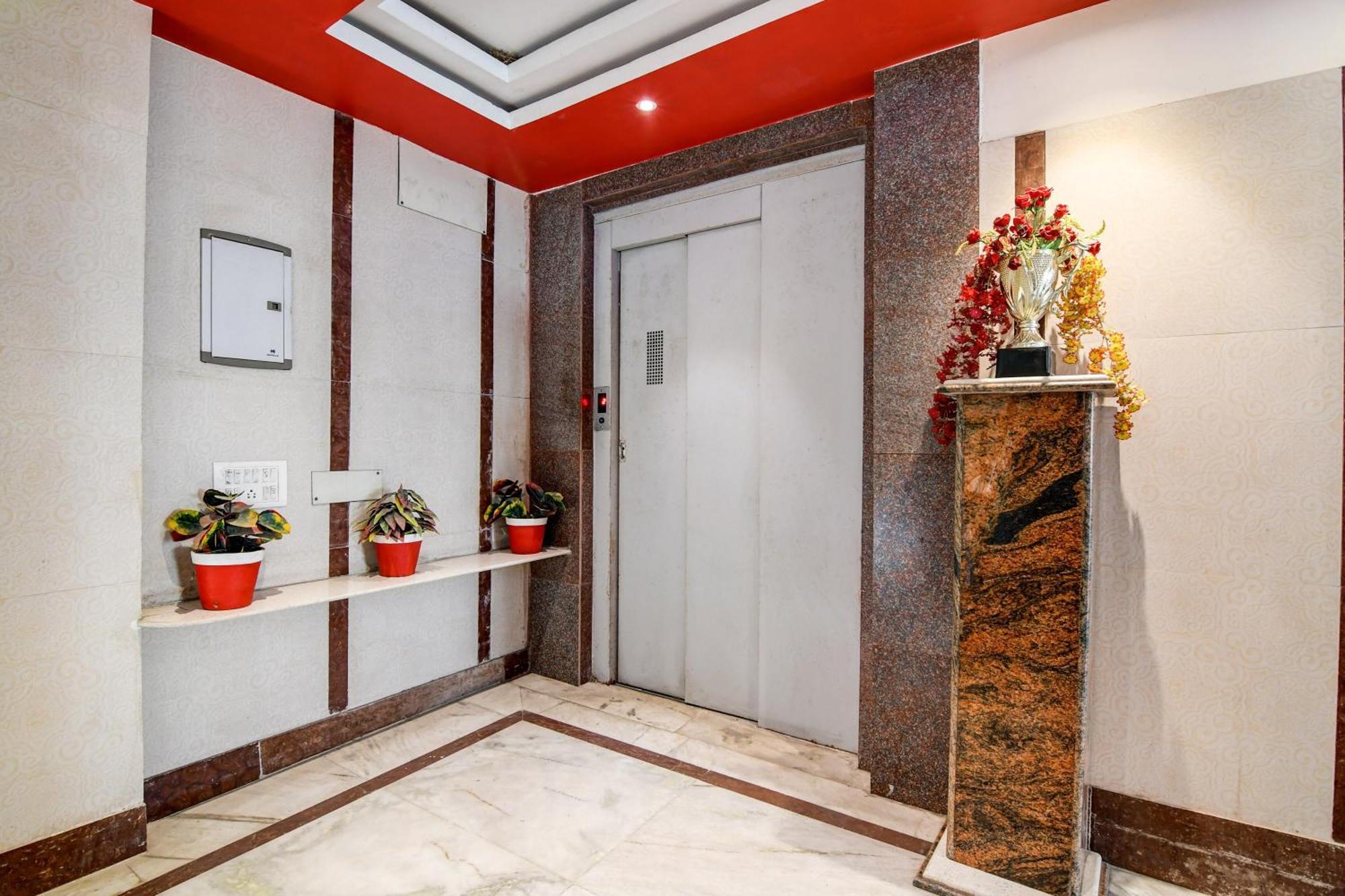 Super Collection O Raj Guest House Near Kolkata Airport Gauripur  Екстер'єр фото